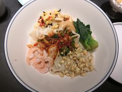 虾仁油泼面-鸽子侯·家宴·平价海鲜(市图书馆店)