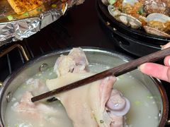 -何师烧烤Pro ·江湖川菜·小龙虾·精酿(太古里旗舰店)