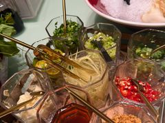 -红鼎豆捞·非遗鲍皇汤火锅(宝丰路店)