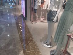 -杭州西湖银泰百货
