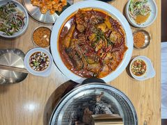 -青瓦餐厅·生鱼片·韩园烤肉(西塔店)