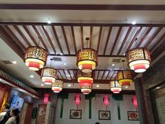 大堂-石头门坎