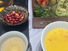 -红鼎豆捞·非遗鲍皇汤火锅(宝丰路店)