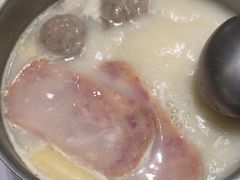 -红鼎豆捞·非遗鲍皇汤火锅(宝丰路店)