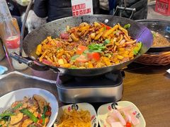 -富正毅三下锅·湘西韵味(天门山索道店)