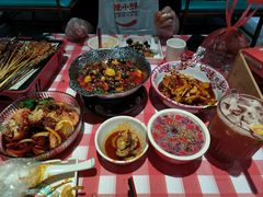 -辣小鲜·南昌大排档(船山路店)