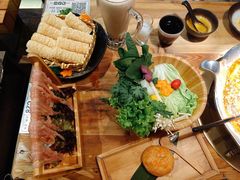-湊湊火锅·茶憩(杭州湖滨银泰in77店)