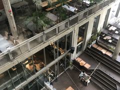 -ROAST coffee & eatery