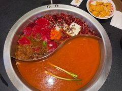 -沸炉重庆老火锅(军事博物馆店)