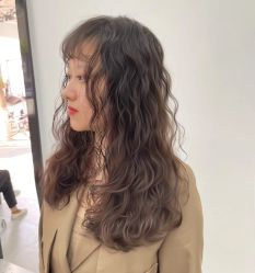 -东方美妍小鹏造型
