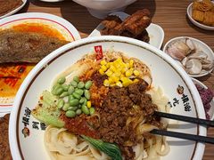 -顺溜·手工刀削面·黑金店(铜锣湾店)