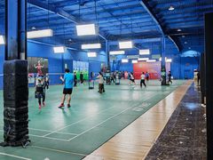 -尤尼克斯羽毛球主题馆