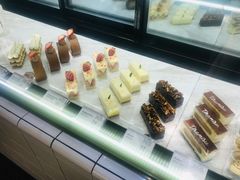 -黑草莓(重庆路店)