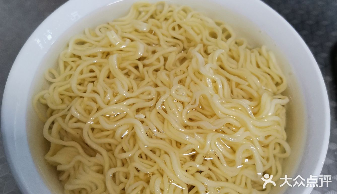 手掰肠鸡蛋炒面