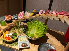 -山川小町·极番烧肉(新地假日广场店)