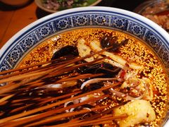 -大众跷脚牛肉馆·非遗传承单位(峨眉山店)