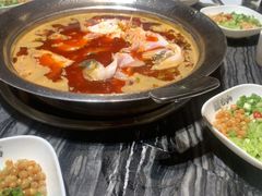 -老船舫·现做活鲜鱼馆(东郊记忆店)