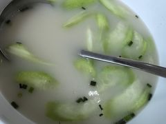 -鹏城人家海鲜酒家·23年老字号(较场尾店)