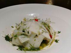 -渝半城经典川粤菜(重庆天地店)