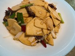 -半盆菜酒家(中山南一路店)