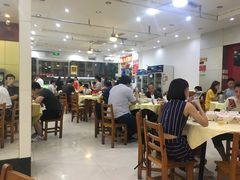 大堂-红色湘菜馆(春风店)