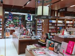 -诚品(信义店)