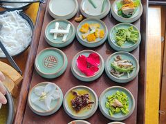 -桥香园过桥米线(国贸店)