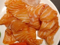 -钱小奴海鲜自助黑金店(杭州滨江龙湖店)