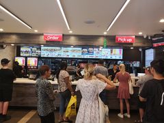 -Hungry Jack's Burgers Beak House