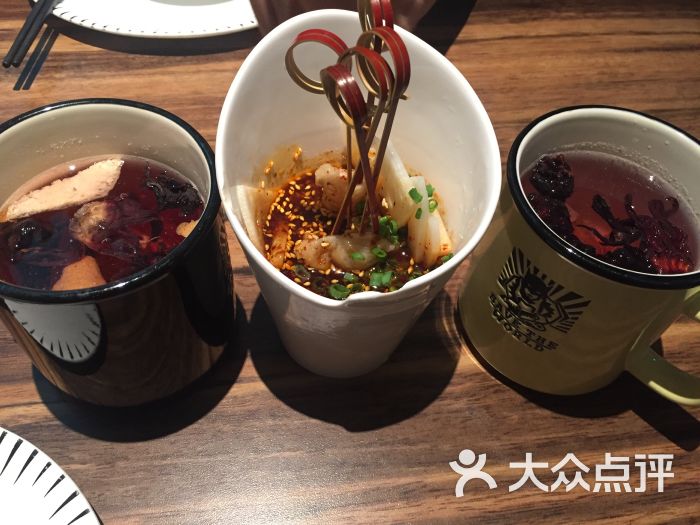 太二酸菜鱼(中怡城市花园店)自助洛神花茶图片 - 第1张