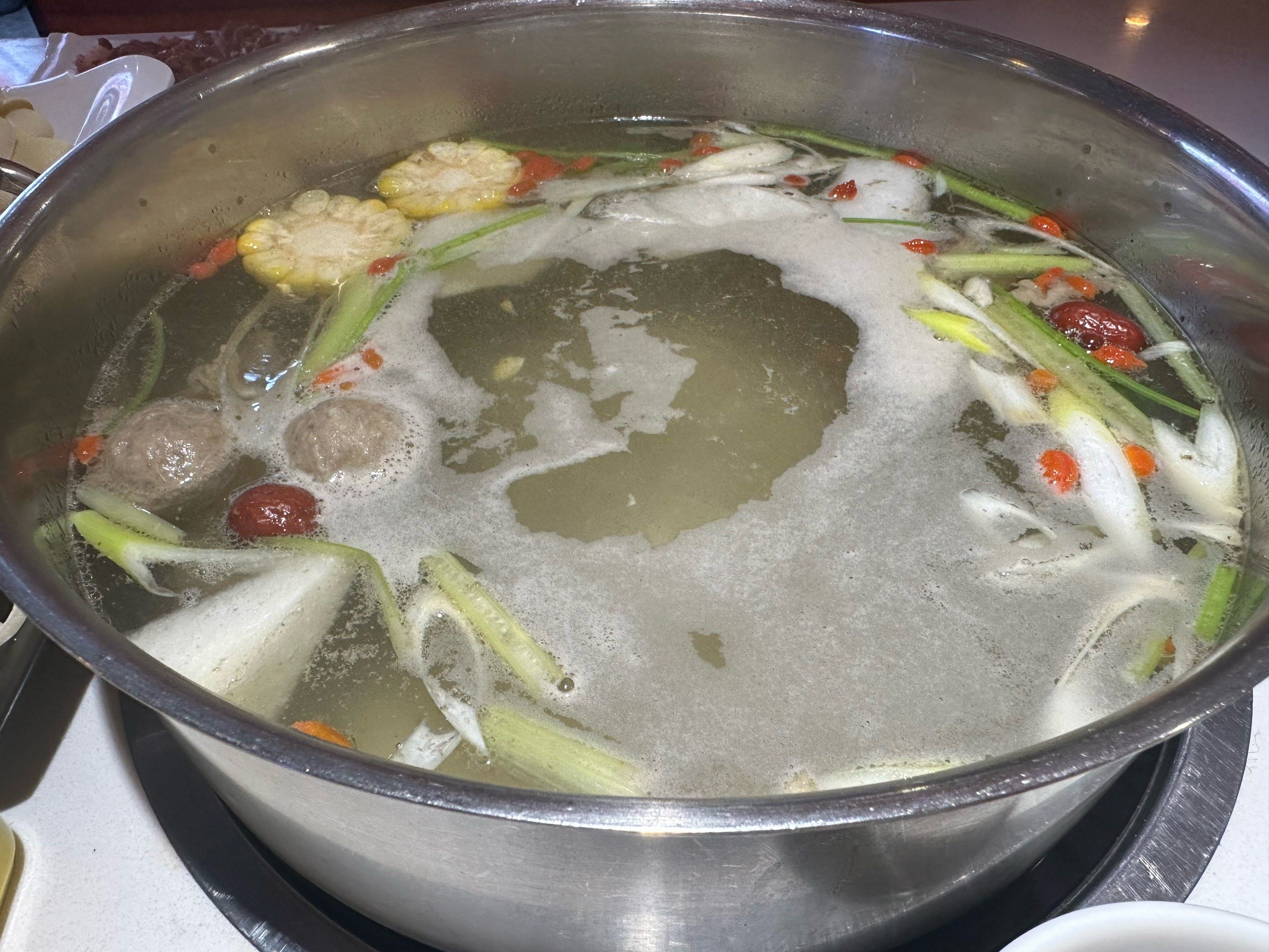 清汤火锅,健康又美味!牛肉超新鲜