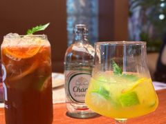 招牌香槟柠檬气泡-一沙一城·岩烤牛扒(深圳首店)