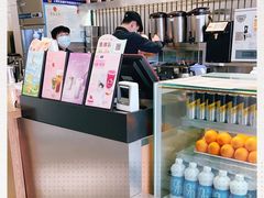 -CoCo都可(湖滨银泰店B区店)