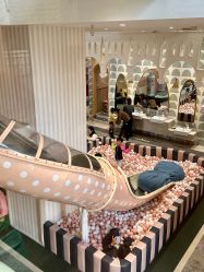 -奈尔宝·儿童乐园·亲子餐厅(华采天地店)