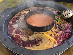 -黄潇洒老火锅(九眼桥宏济巷店)