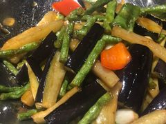干锅地三鲜-陈记菜馆·非遗淮扬菜·始于1988(东关街教场店)