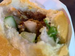 -Bánh Mì Huynh Hoa