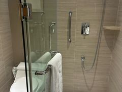 -上海中航虹桥机场泊悦酒店