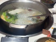 -喃喃椰·糟粕醋·椰子鸡火锅(七堡花园店)