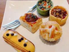 -星巴克(西安曲江银泰店)