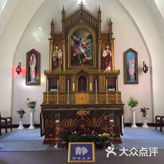 天主教家用圣台效果图图片