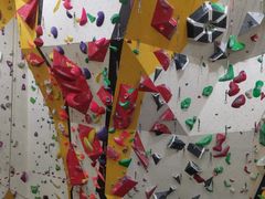 -问山MountQuest攀岩馆