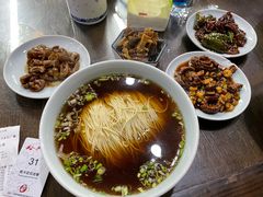 红汤面底-裕兴记•蟹黄面馆(人民广场店)