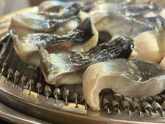 -围炉肉舍•炭烤活鳗•丹东海鲜烤肉(步行街店)