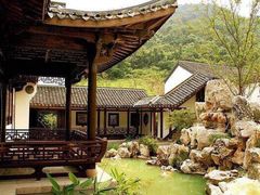 -达蓬山旅游度假区