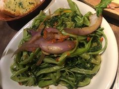 马拉盏炒通菜-大头虾越式风味餐厅(光明广场店)