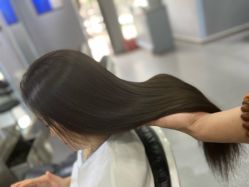 -艺格造型染发烫发
