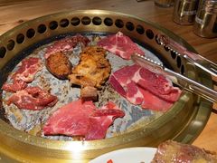 -韩京炭火烤肉自助料理(柯桥万达店)
