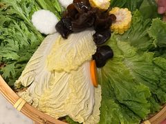 -尚尚仙·酸汤猪手·猪肚鸡火锅(华联万柳购物中心店)