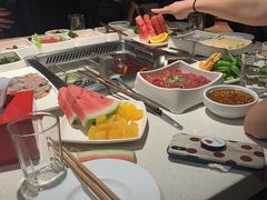 -海底捞火锅鲜切牛肉主题店(长寿路店)